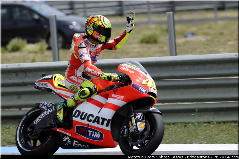 motogp_rossi_16_portugal_2011_estoril