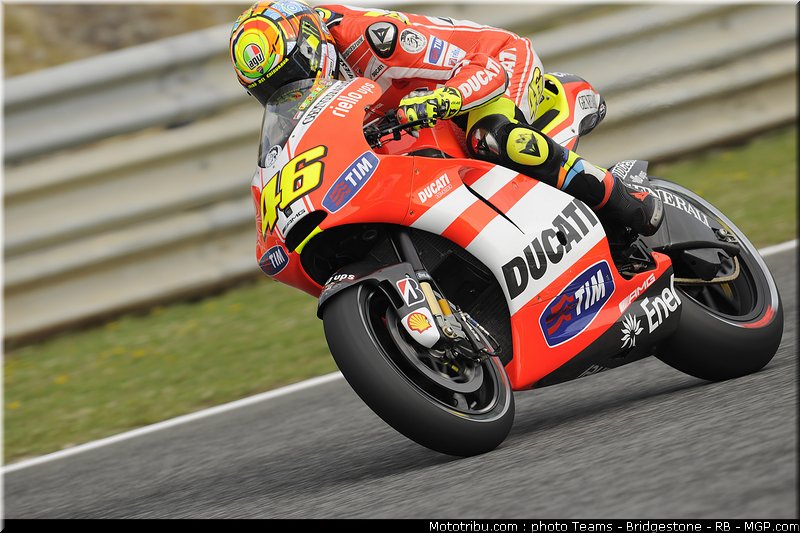 motogp_rossi_20_portugal_2011_estoril