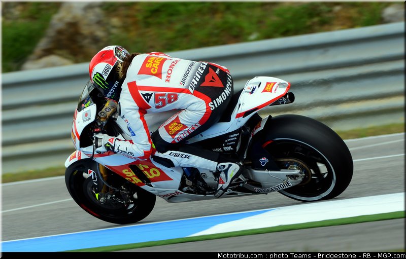motogp_simoncelli_04_portugal_2011_estoril