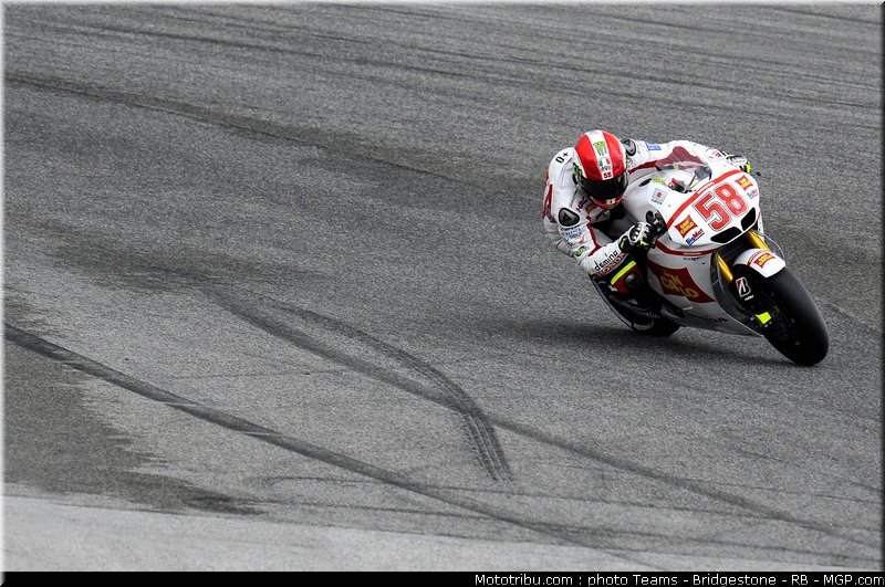 motogp_simoncelli_23_portugal_2011_estoril
