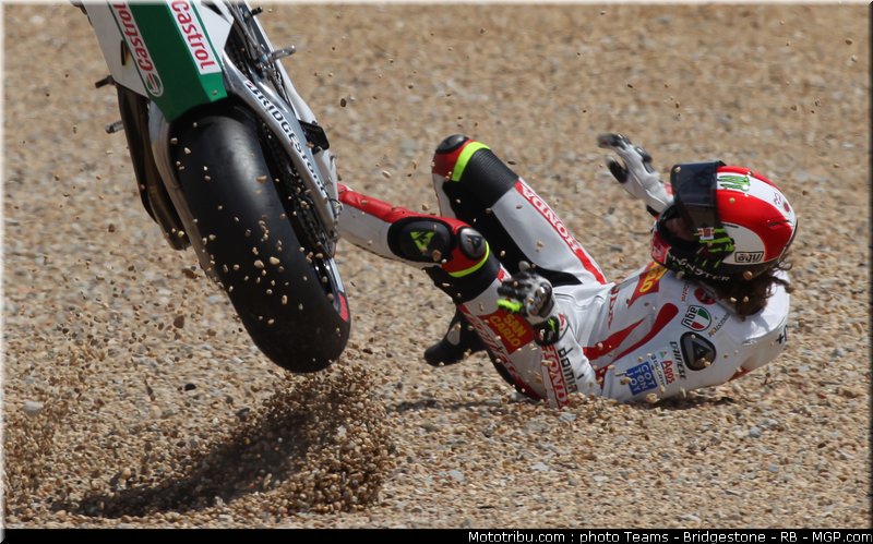 motogp_simoncelli_38_portugal_2011_estoril