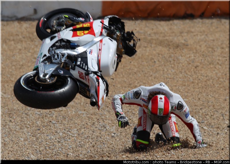 motogp_simoncelli_39_portugal_2011_estoril