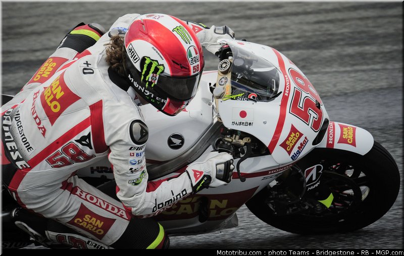 motogp_simoncelli_44_portugal_2011_estoril