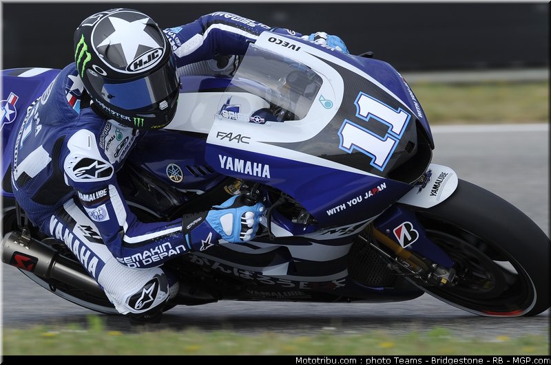 motogp_spies_01_portugal_2011_estoril