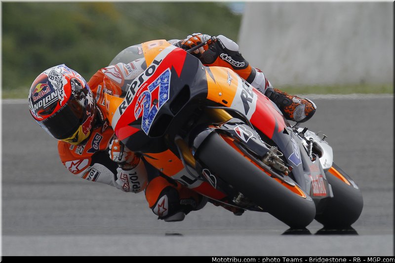motogp_stoner_07_portugal_2011_estoril