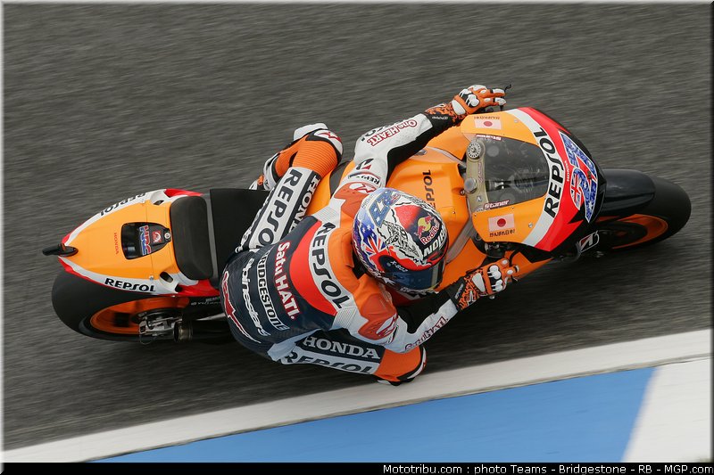 motogp_stoner_12_portugal_2011_estoril