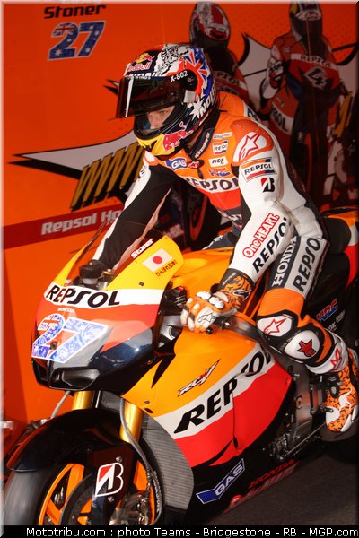 motogp_stoner_17_portugal_2011_estoril