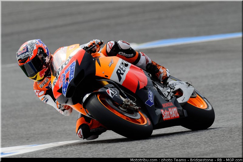 motogp_stoner_24_portugal_2011_estoril