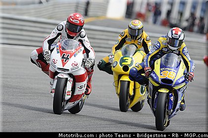 moto2_031_portugal_2011_estoril.jpg