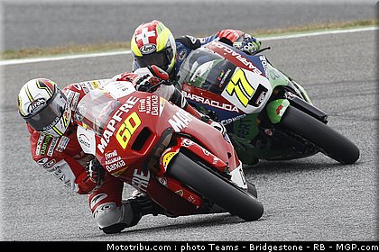 moto2_042_portugal_2011_estoril.jpg