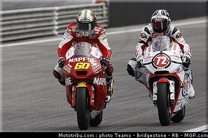 moto2_045_portugal_2011_estoril.jpg