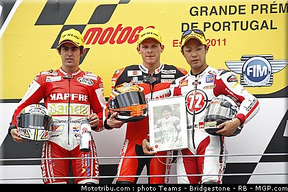 moto2_046_portugal_2011_estoril.jpg