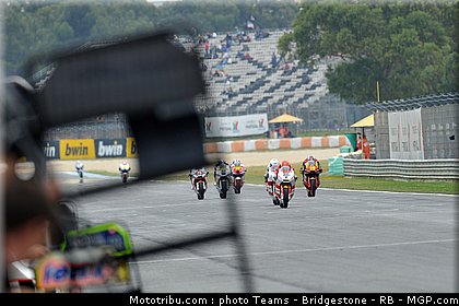 moto2_051_portugal_2011_estoril.jpg