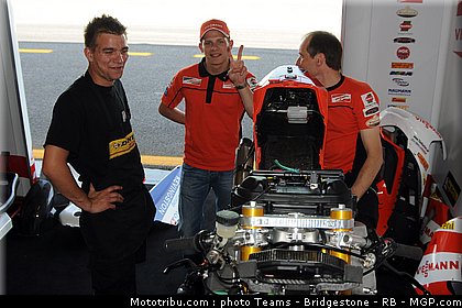 moto2_bradl_02_portugal_2011_estoril.jpg