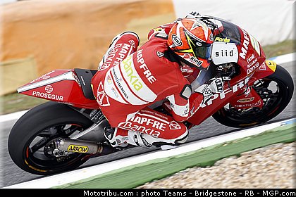 moto2_fores_2_portugal_2011_estoril.jpg