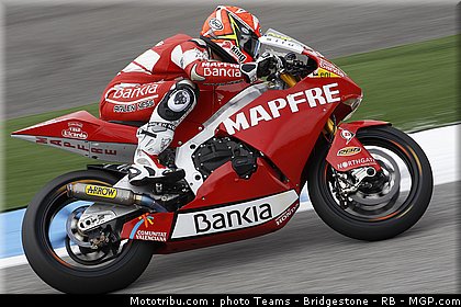 moto2_fores_4_portugal_2011_estoril.jpg