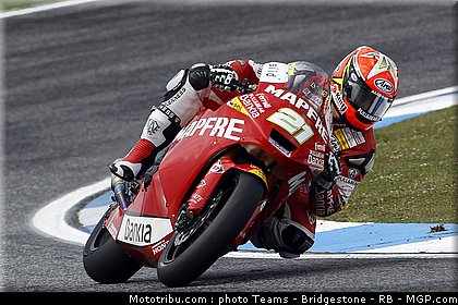 moto2_fores_6_portugal_2011_estoril.jpg