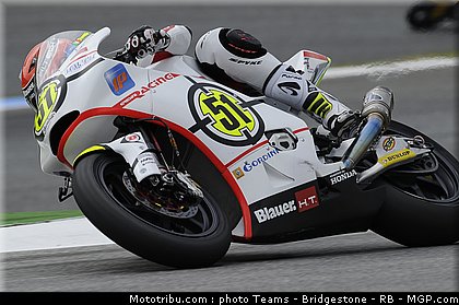moto2_pirro_08_portugal_2011_estoril.jpg