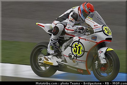 moto2_pirro_14_portugal_2011_estoril.jpg
