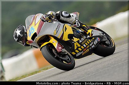 moto2_redding_2_portugal_2011_estoril.jpg
