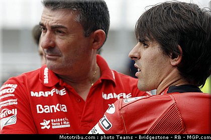 moto2_simon_3_portugal_2011_estoril.jpg