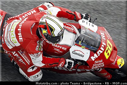 moto2_simon_7_portugal_2011_estoril.jpg
