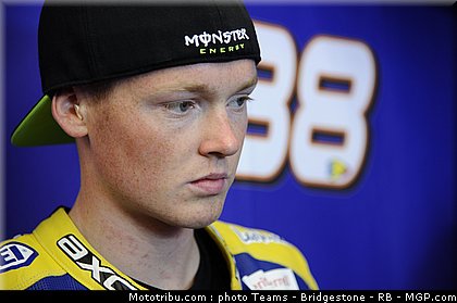 moto2_smith_17_portugal_2011_estoril.jpg