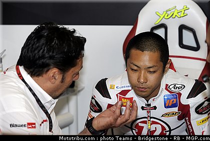 moto2_takahashi_02_portugal_2011_estoril.jpg