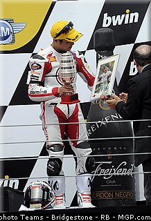 moto2_takahashi_31_portugal_2011_estoril.jpg