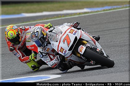motogp_aoyama_06_portugal_2011_estoril.jpg
