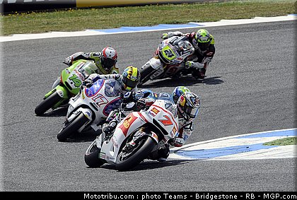 motogp_aoyama_23_portugal_2011_estoril.jpg