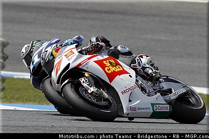 motogp_aoyama_26_portugal_2011_estoril.jpg