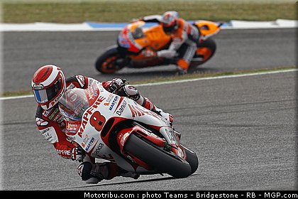 motogp_barbera_07_portugal_2011_estoril.jpg