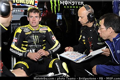 motogp_crutchlow_11_portugal_2011_estoril.jpg