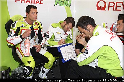 motogp_depuniet_09_portugal_2011_estoril.jpg