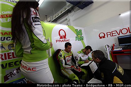 motogp_depuniet_10_portugal_2011_estoril.jpg
