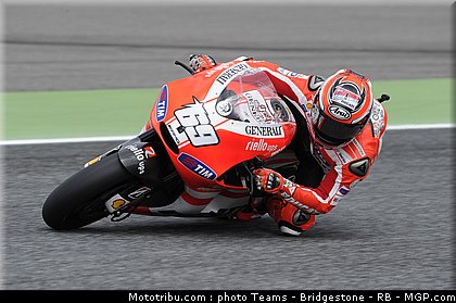 motogp_hayden_07_portugal_2011_estoril.jpg