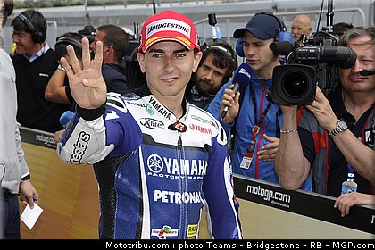 motogp_lorenzo_09_portugal_2011_estoril.jpg