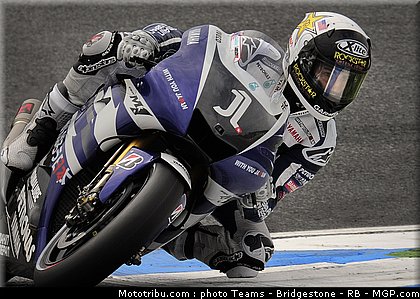 motogp_lorenzo_24_portugal_2011_estoril.jpg