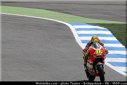 motogp_rossi_17_portugal_2011_estoril.JPG