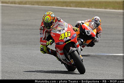 motogp_rossi_19_portugal_2011_estoril.jpg