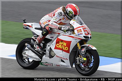 motogp_simoncelli_14_portugal_2011_estoril.jpg