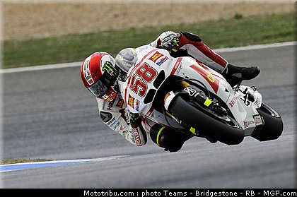 motogp_simoncelli_26_portugal_2011_estoril.jpg