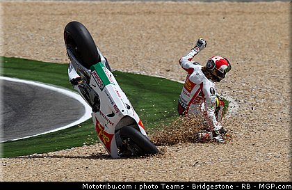 motogp_simoncelli_31_portugal_2011_estoril.jpg