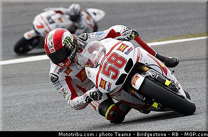 motogp_simoncelli_45_portugal_2011_estoril.jpg