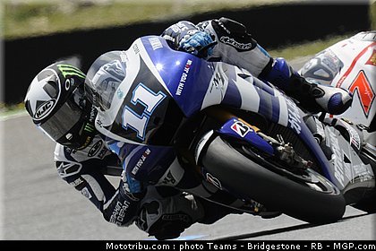 motogp_spies_09_portugal_2011_estoril.jpg