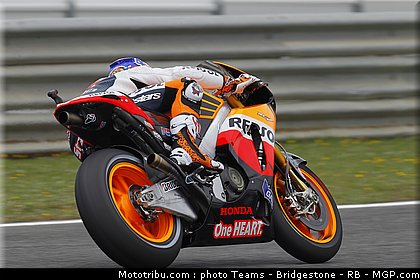 motogp_stoner_01_portugal_2011_estoril.jpg
