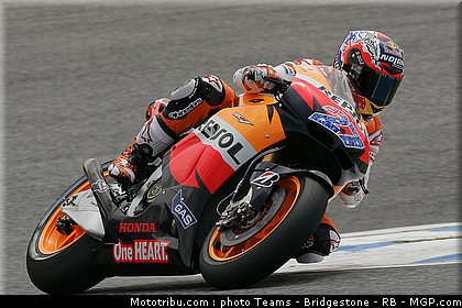 motogp_stoner_09_portugal_2011_estoril.jpg