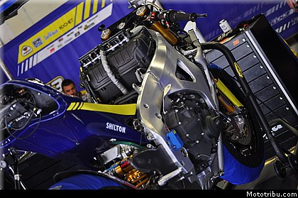 moto2_tech3_12_catalogne_montmelo_2011.JPG