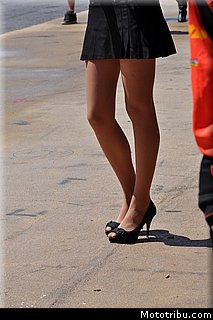 motogp_pitbabe_43_catalogne_montmelo_2011.JPG